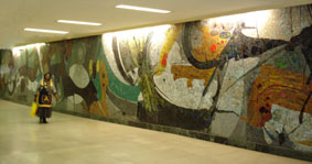 Armando BALDINELLI - Van Erkom Arcade, Pretoria - huge mosaic mural (img. https://tshwanetourist.wordpress.com/2014/07/03/baldinelli-fever/)