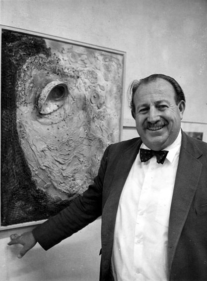 Eduard Ladan with one of his paintings in 1966 (pic from Image Photos, Cape Town)
