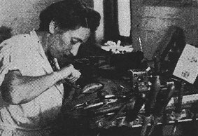 Margaret Richardson in her workshop in 1958 (img. The Diamond News and S.A. Jeweller, September 1958