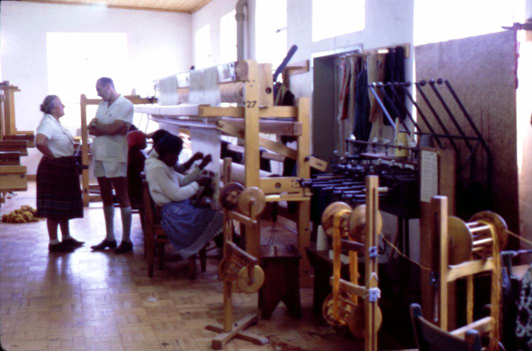 Umtata, Transkei Hilmond Weavers - Mrs Lyons and her son in discussion - 1968 (img. Fernand F. Haenggi)