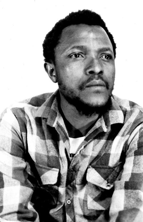 Temba CYRIL Mokhethi KUMALO in 1981 (img.  Ding's Studio, Johannesburg) 