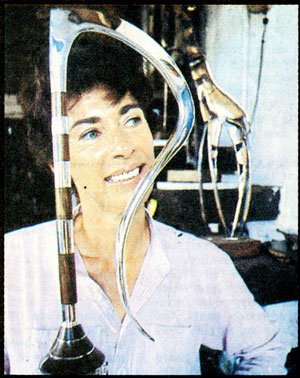 Tessa Fleischer 1985 (img  Gideon Mendel, published in The Star Johannesburg 1st February1985)