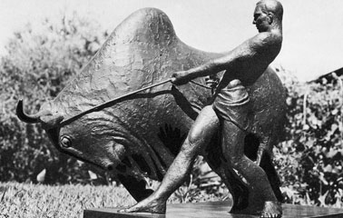 Hennie Potgieter Getemde Vryheid / Liberty curbed (3m high bronze) - Provincial Administration Building, Pretoria